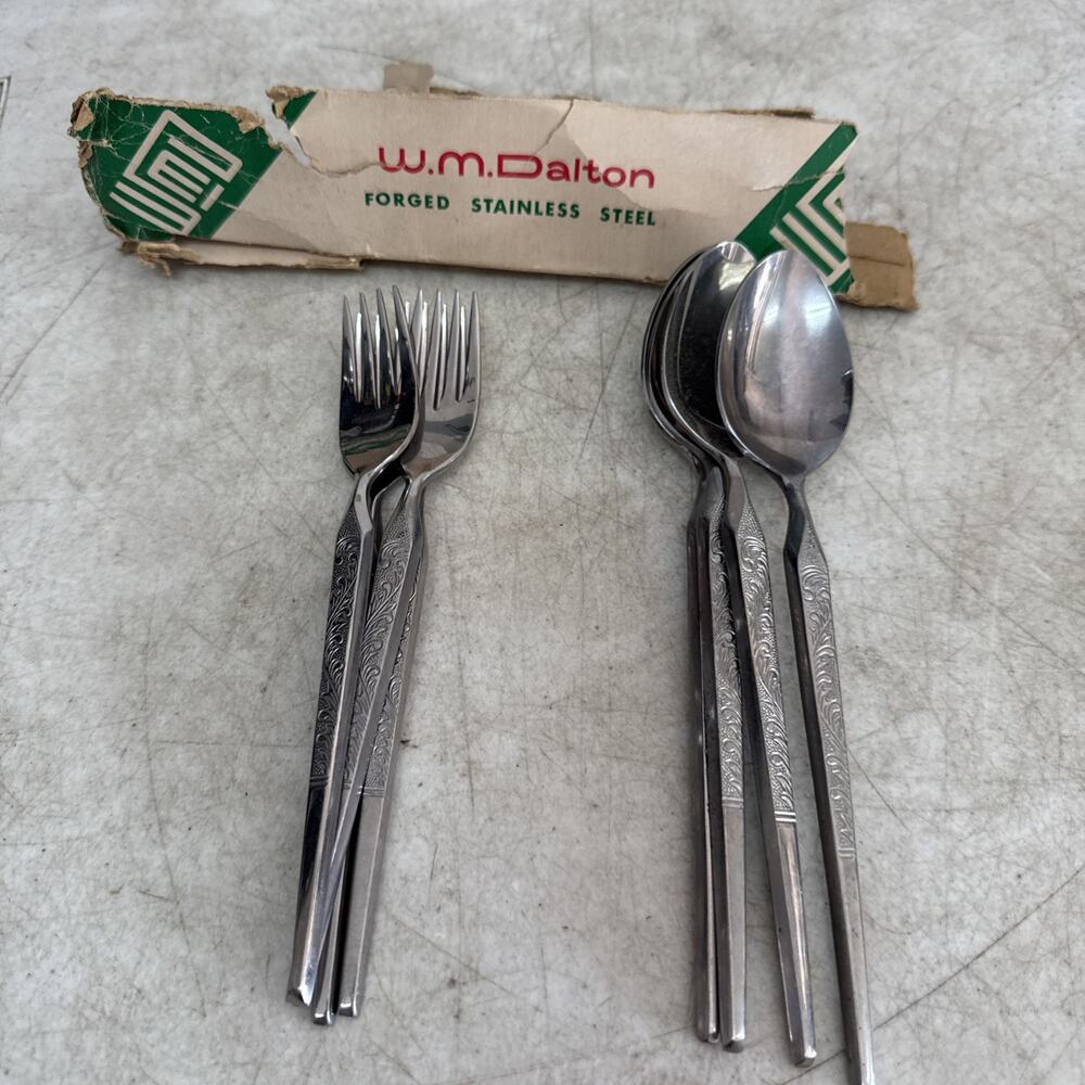 WINTHROP W.M. Dalton Stainless Japan Silverware / Flatware Brand New Set Of 8